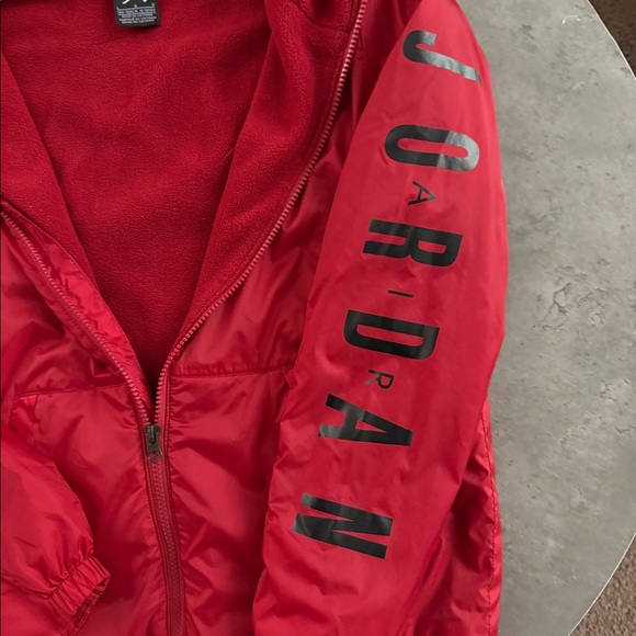 Jordan Jacket - Picture 2 of 4